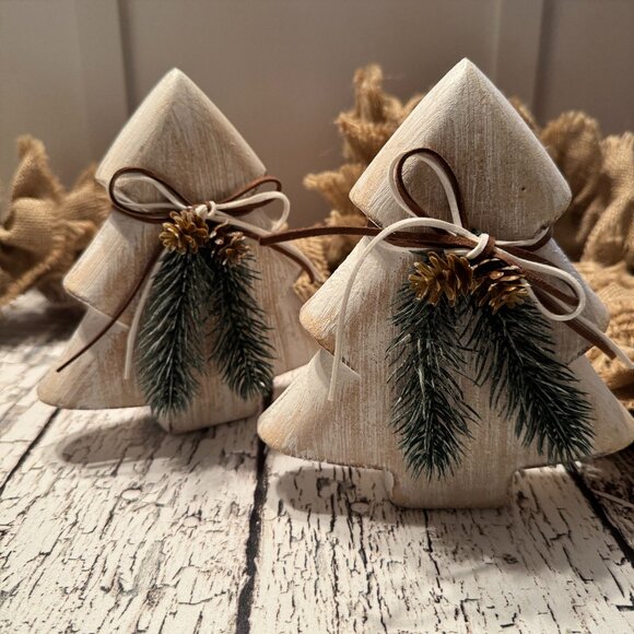 Set of Distressed Wood Holiday Winter Trees with Decoration - Picture 1 of 1